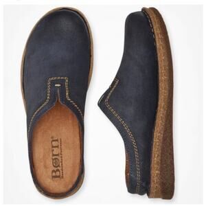 Seana Clogs by Borne 7/37-38 Navy